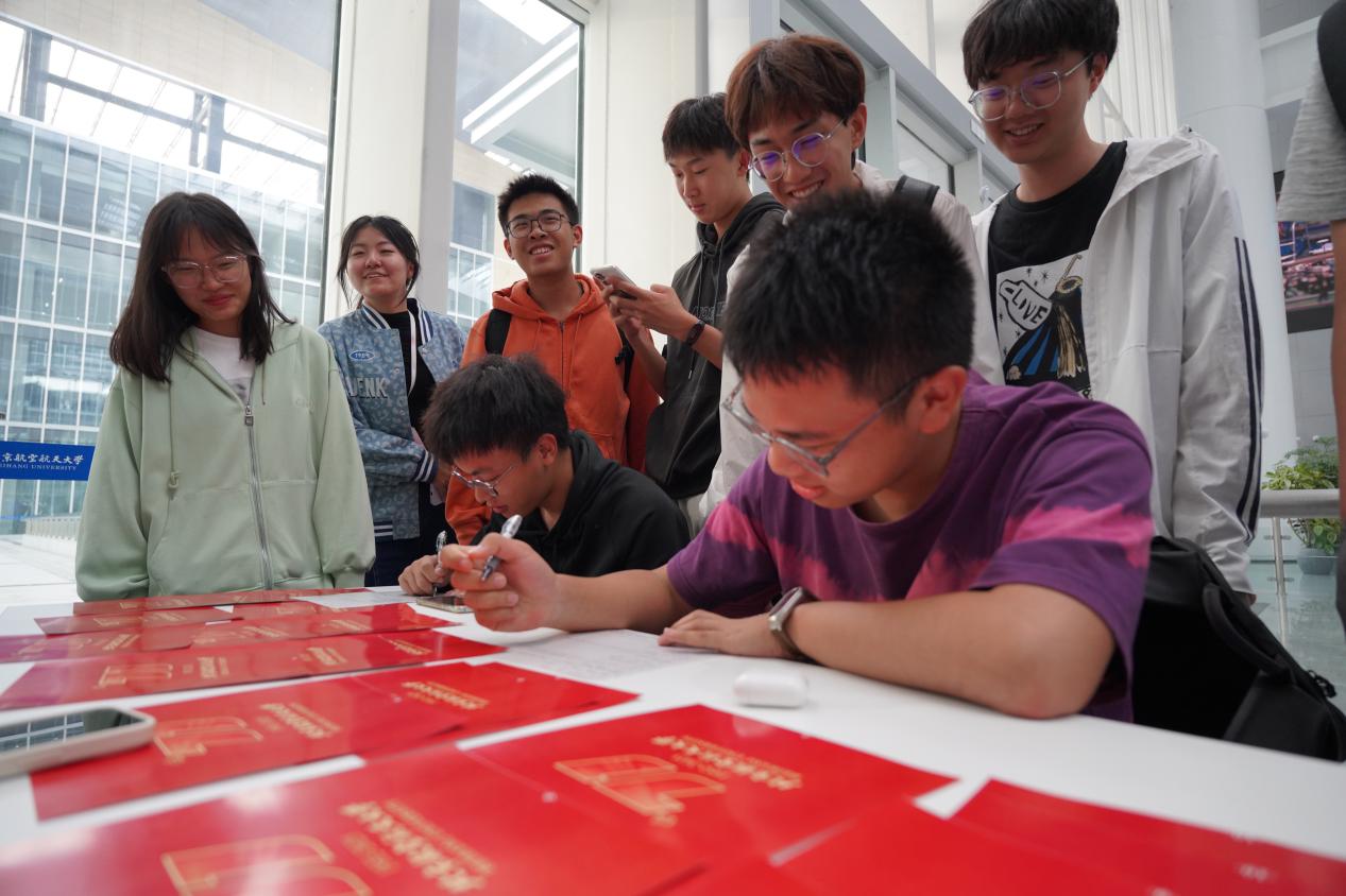 2b26cc165359d9a1021f85014f9fcf5